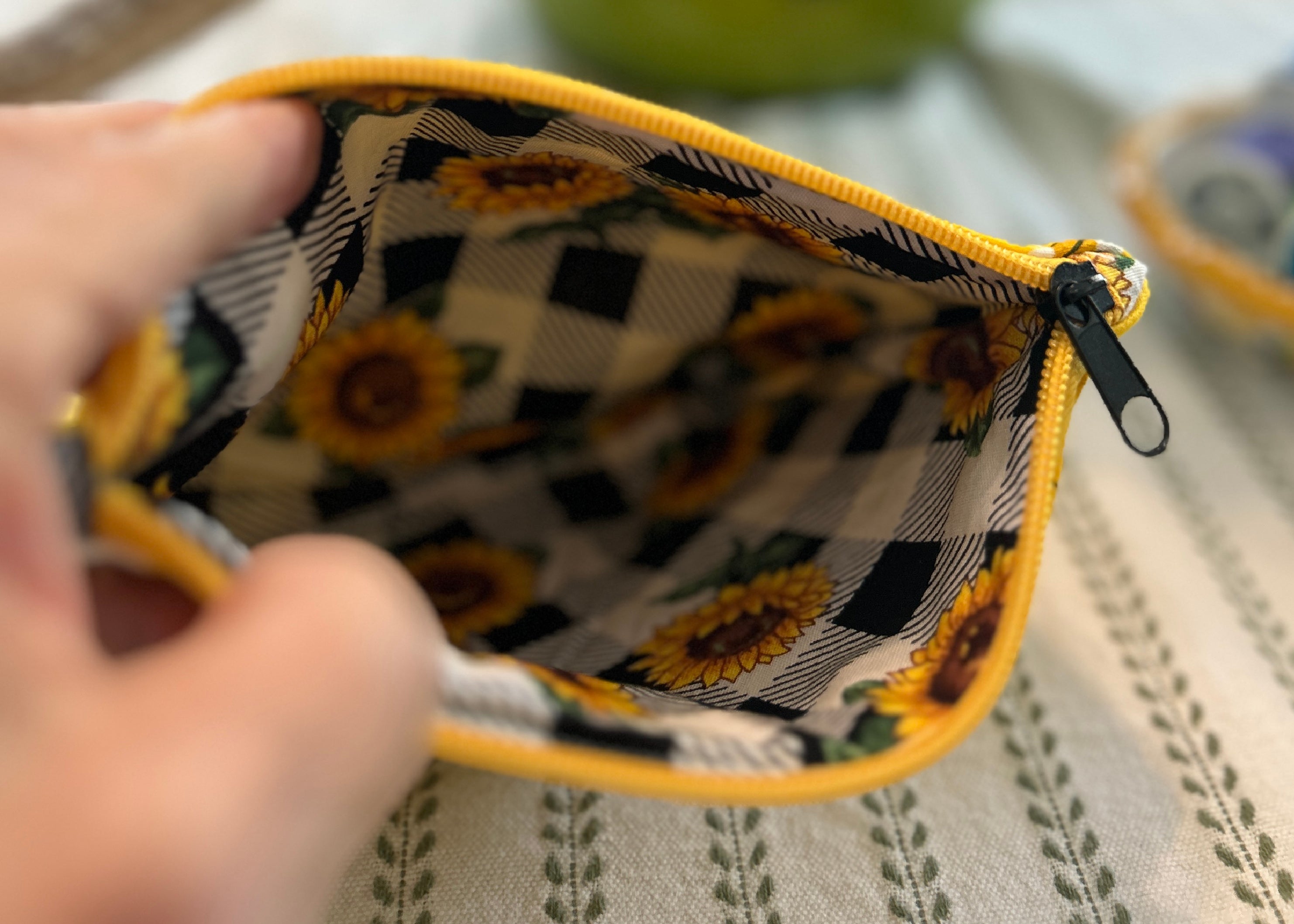 Cosmetic Zipper Pouch - Bee Kind to Bumbles