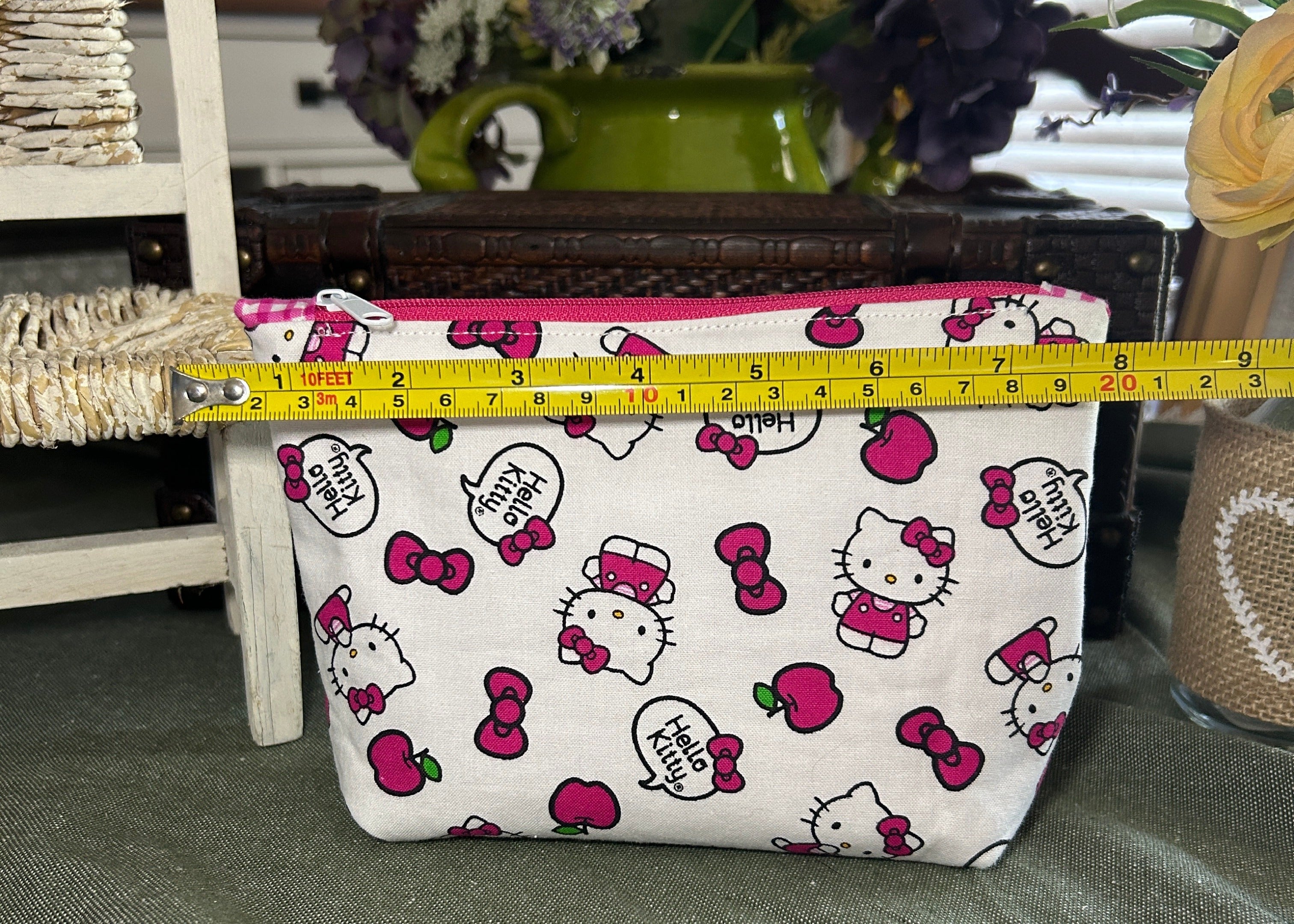 Hello Kitty Cosmetic Zipper Pouch