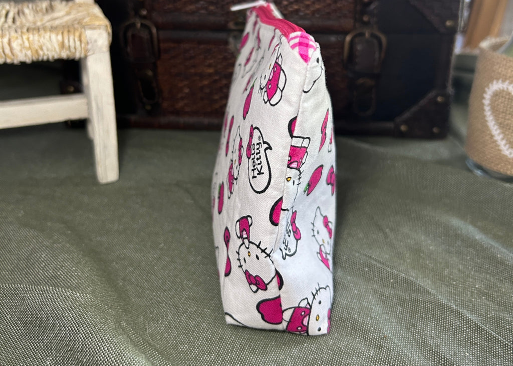 Hello Kitty Cosmetic Zipper Pouch