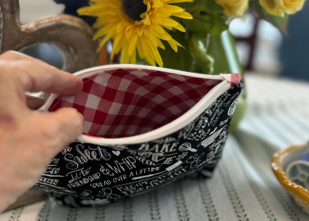 Cosmetic Zipper Pouch - Recipe for Friendship