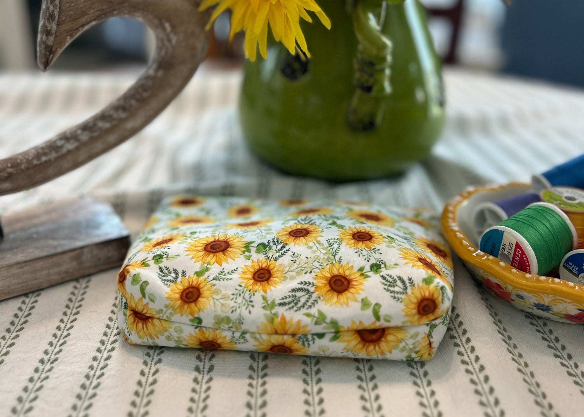 Cosmetic Zipper Pouch - Sunflowers in a Meadow