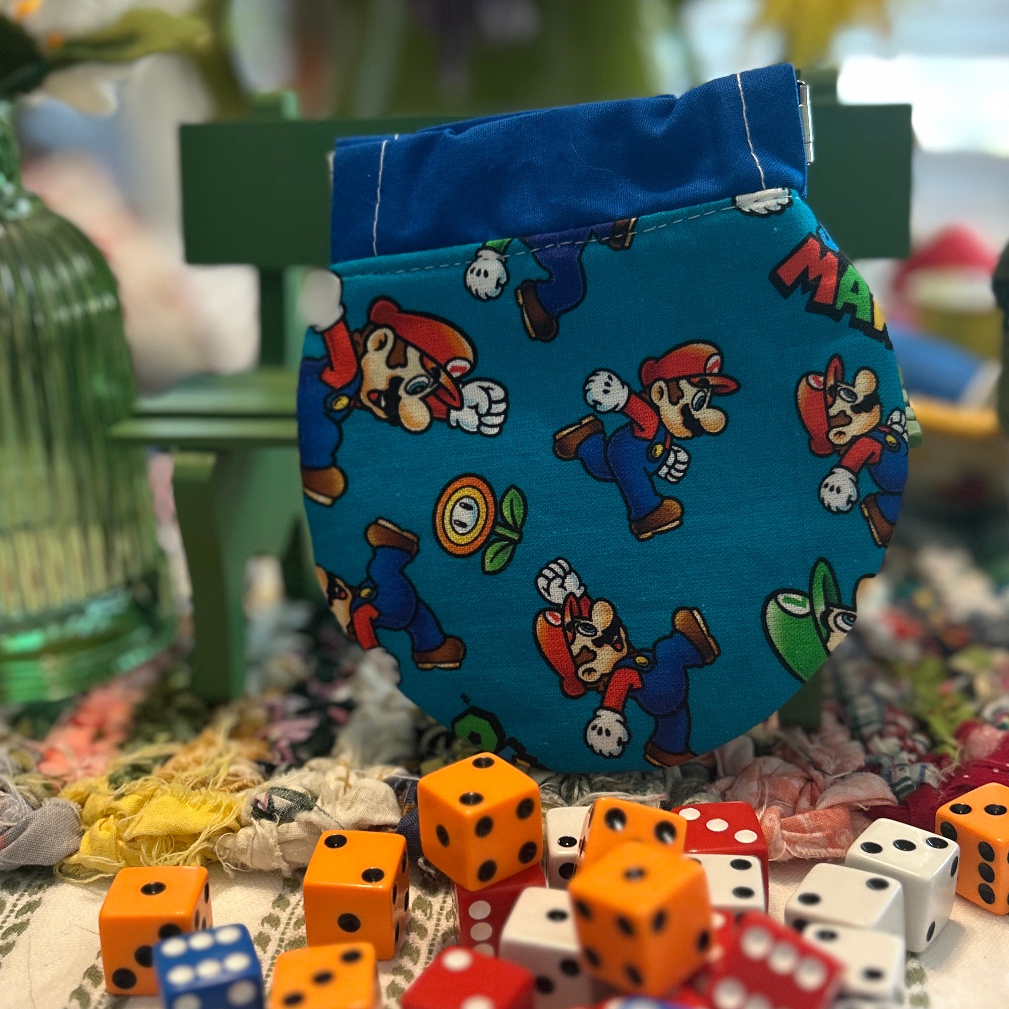 Kiss Clasp Pouch - Super Mario