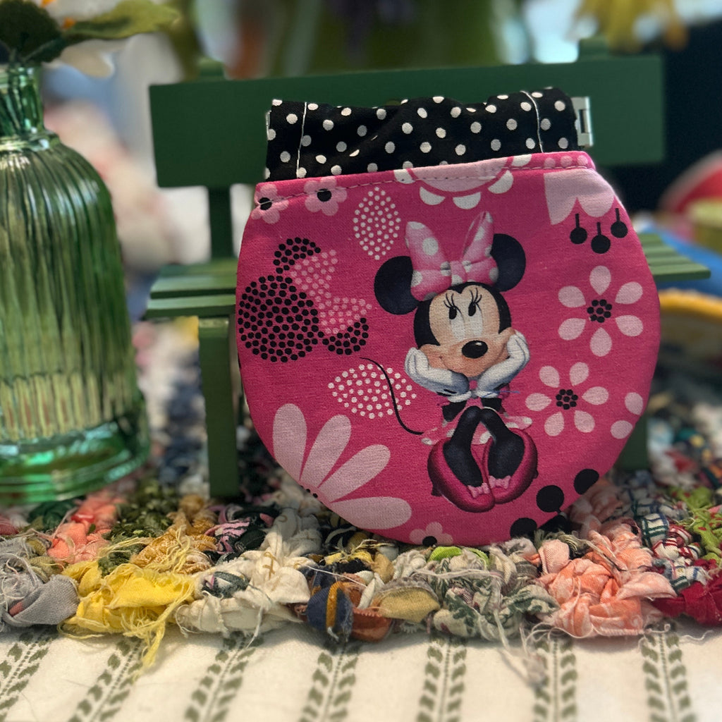 Kiss Clasp Pouch - Minnie Party